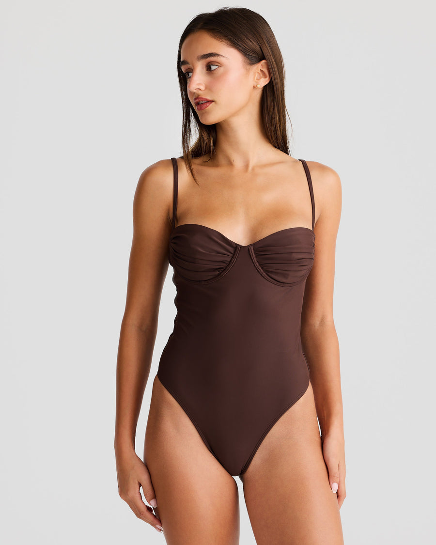 Chocolat Paros One Piece 