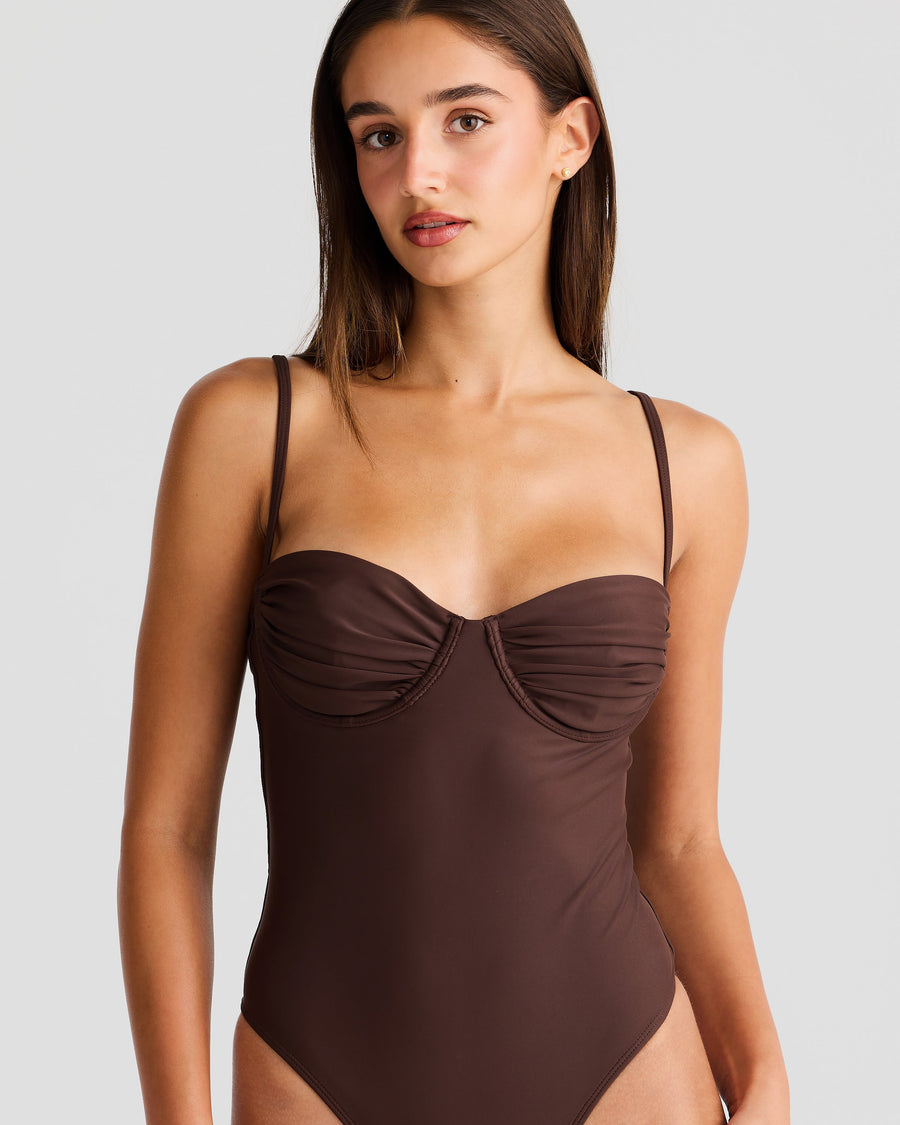 Chocolat Paros One Piece 